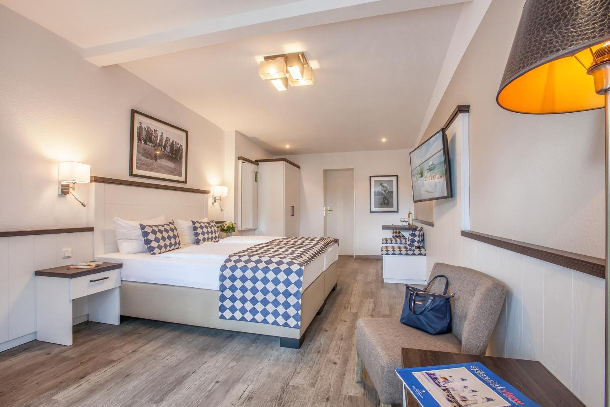 Double Room,687997356:JPEG